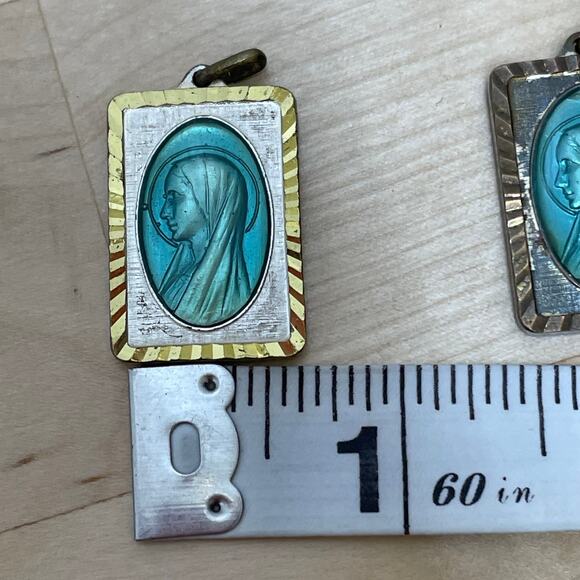 Vintage Lot of 2 Stamped Roma Lady of Lourdes Virgin Mary Blue Necklace Pendants - Picture 4 of 5
